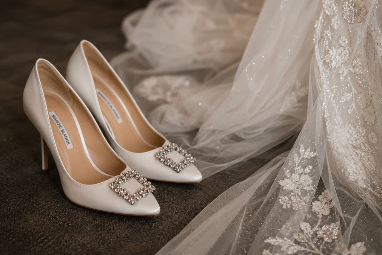 Guests enjoying Dallas luxury hotel wedding reception